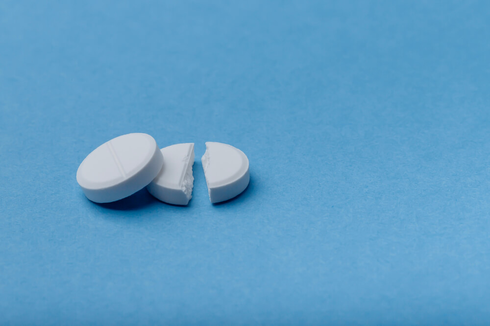 Modafinil Pill Cut in Half - Modafinil.org Modafinil Pill Cut in Half